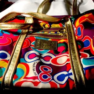 Coach poppy Special purse. Medium Size.Made to WOW